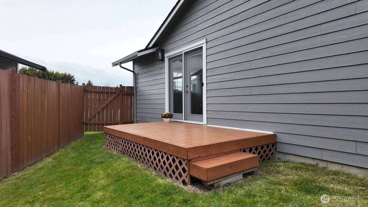 2416 N 25th Place , Mount Vernon, WA 98273