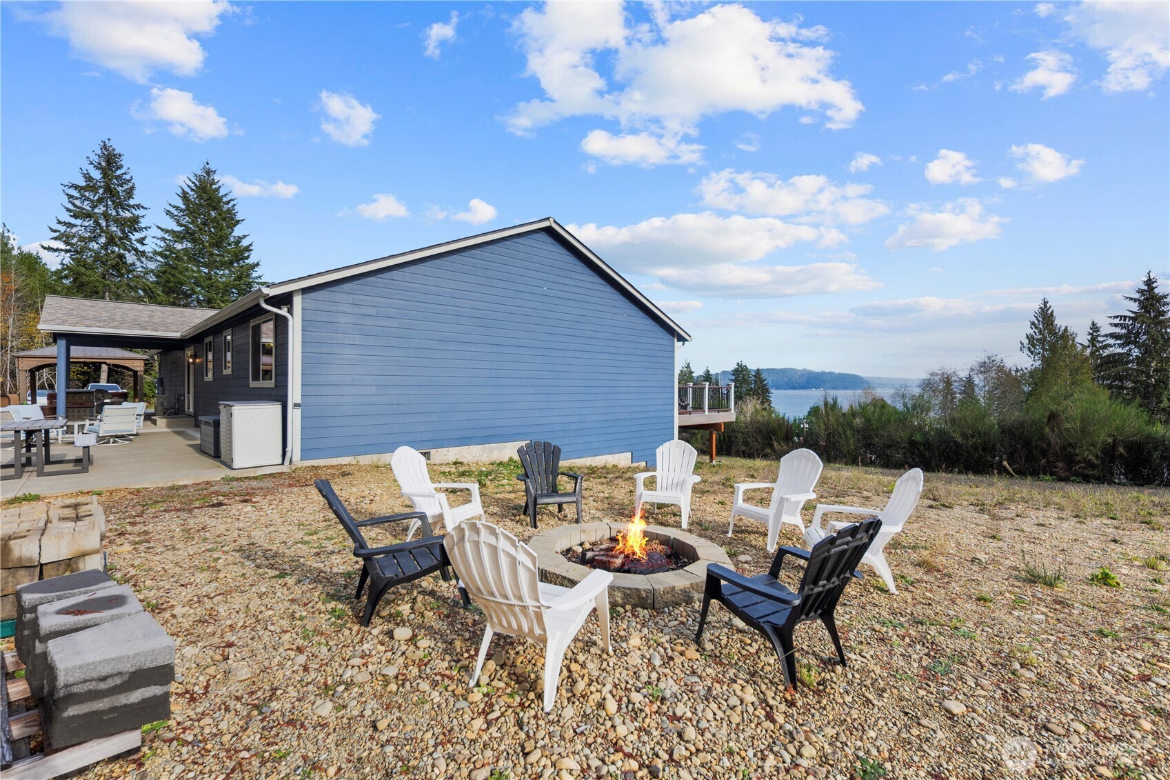 161 N Harvey Terrace Drive , Shelton, WA 98584
