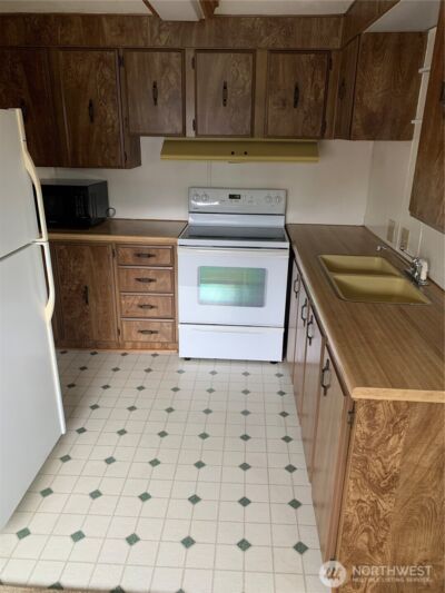 620 112th Street SE #13, Everett, WA 98208 - Photo 3