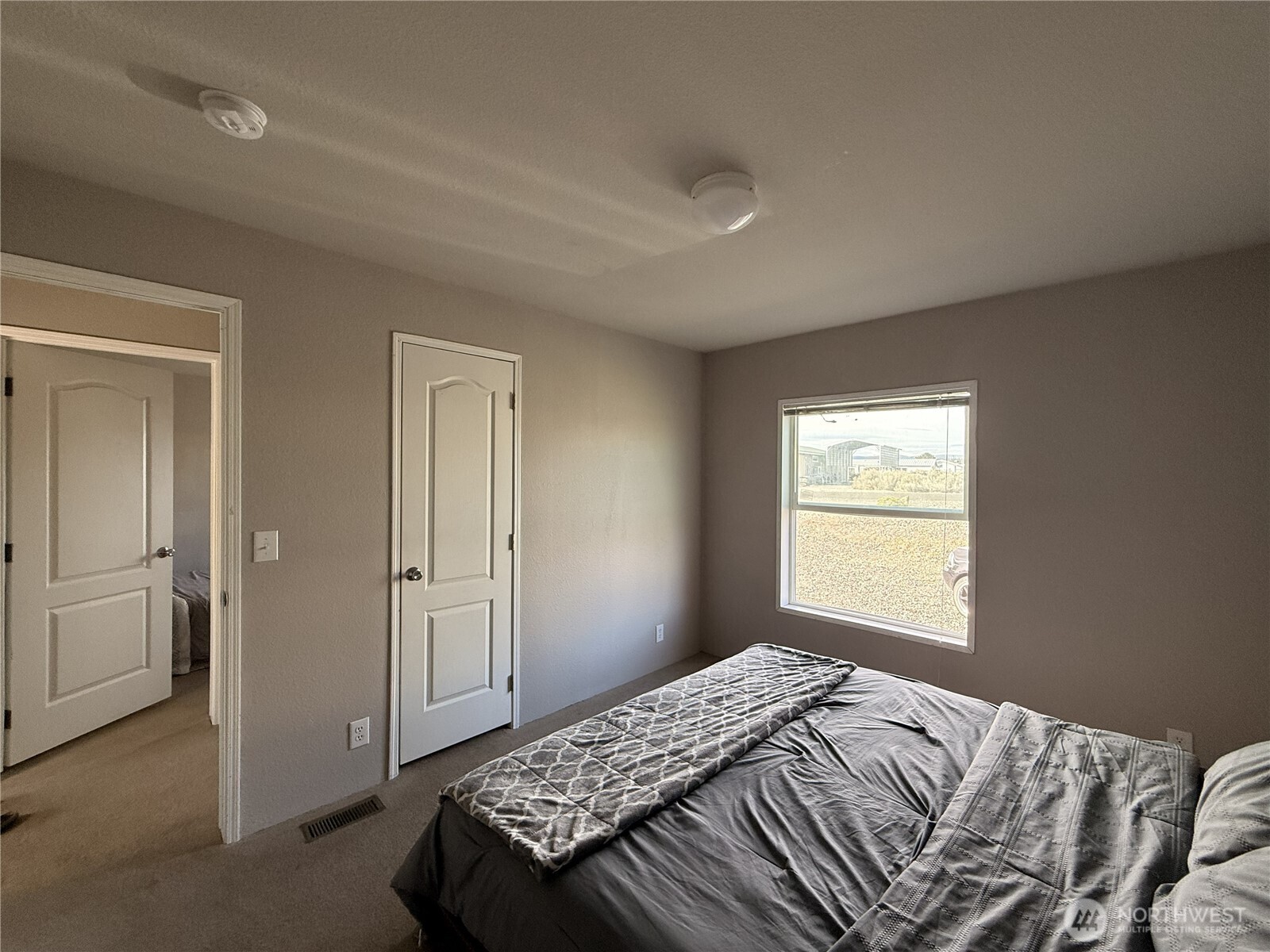 401 Peachtree Place SW, Mattawa, WA 99349
