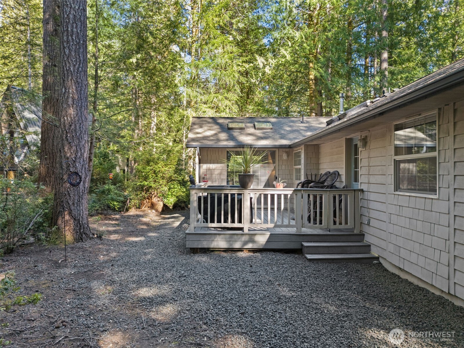 662 E Portage Road , Shelton, WA 98584