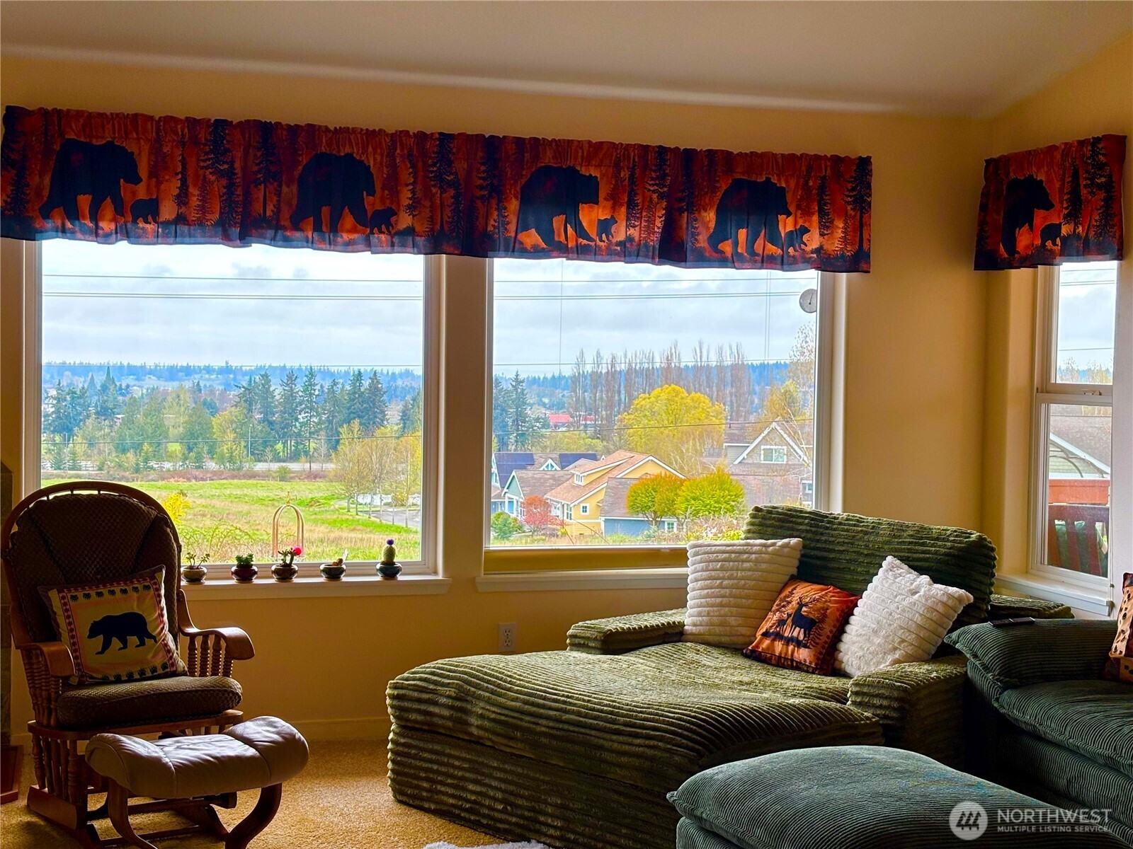 71 Onyx , Sequim, WA 98382