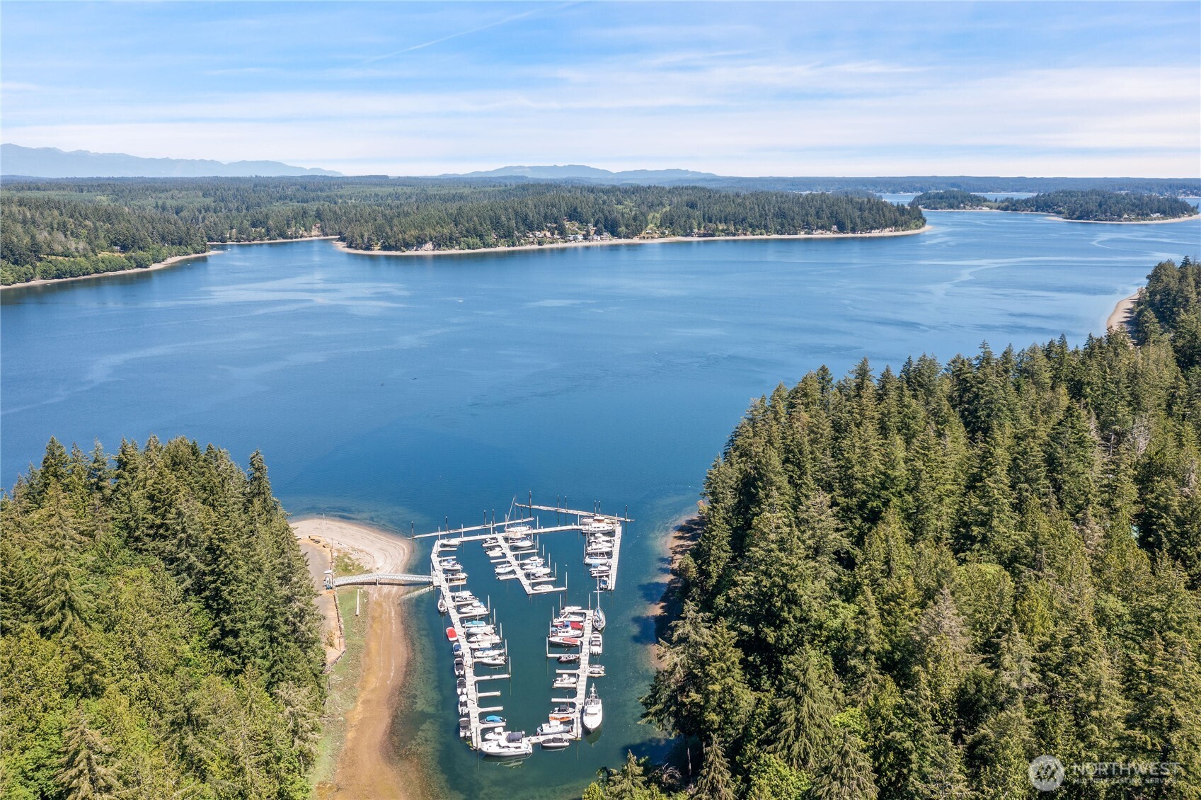 145 E Barnacle Boulevard , Shelton, WA 98584