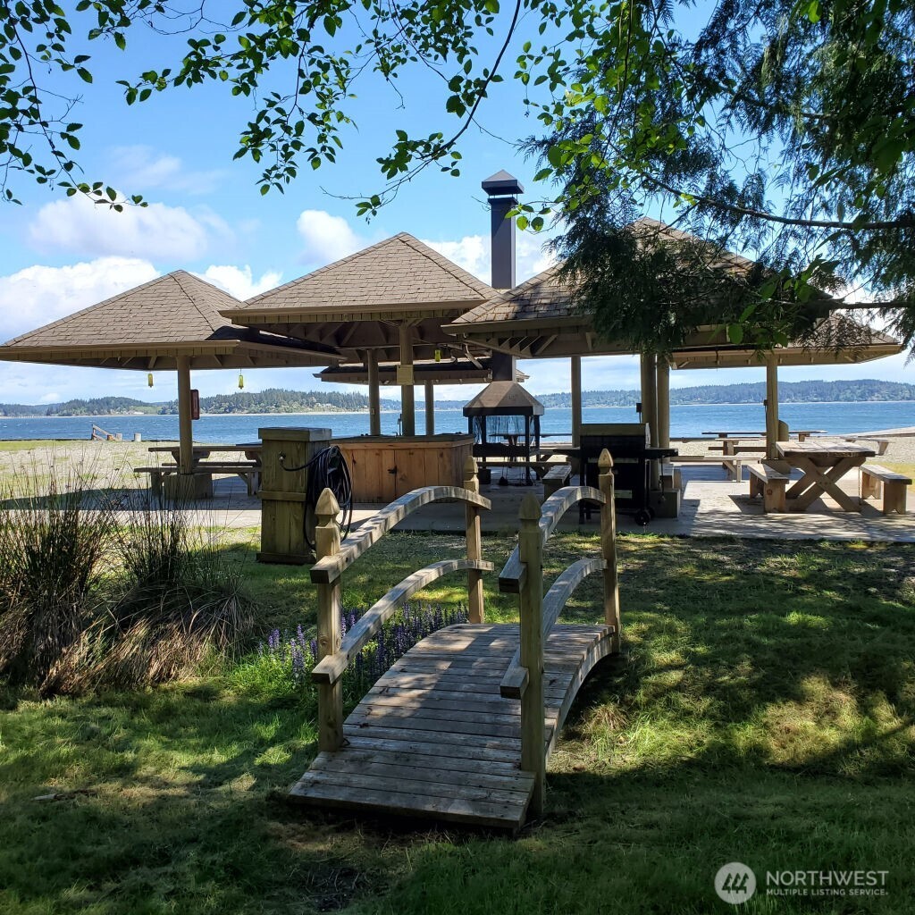 145 E Barnacle Boulevard , Shelton, WA 98584