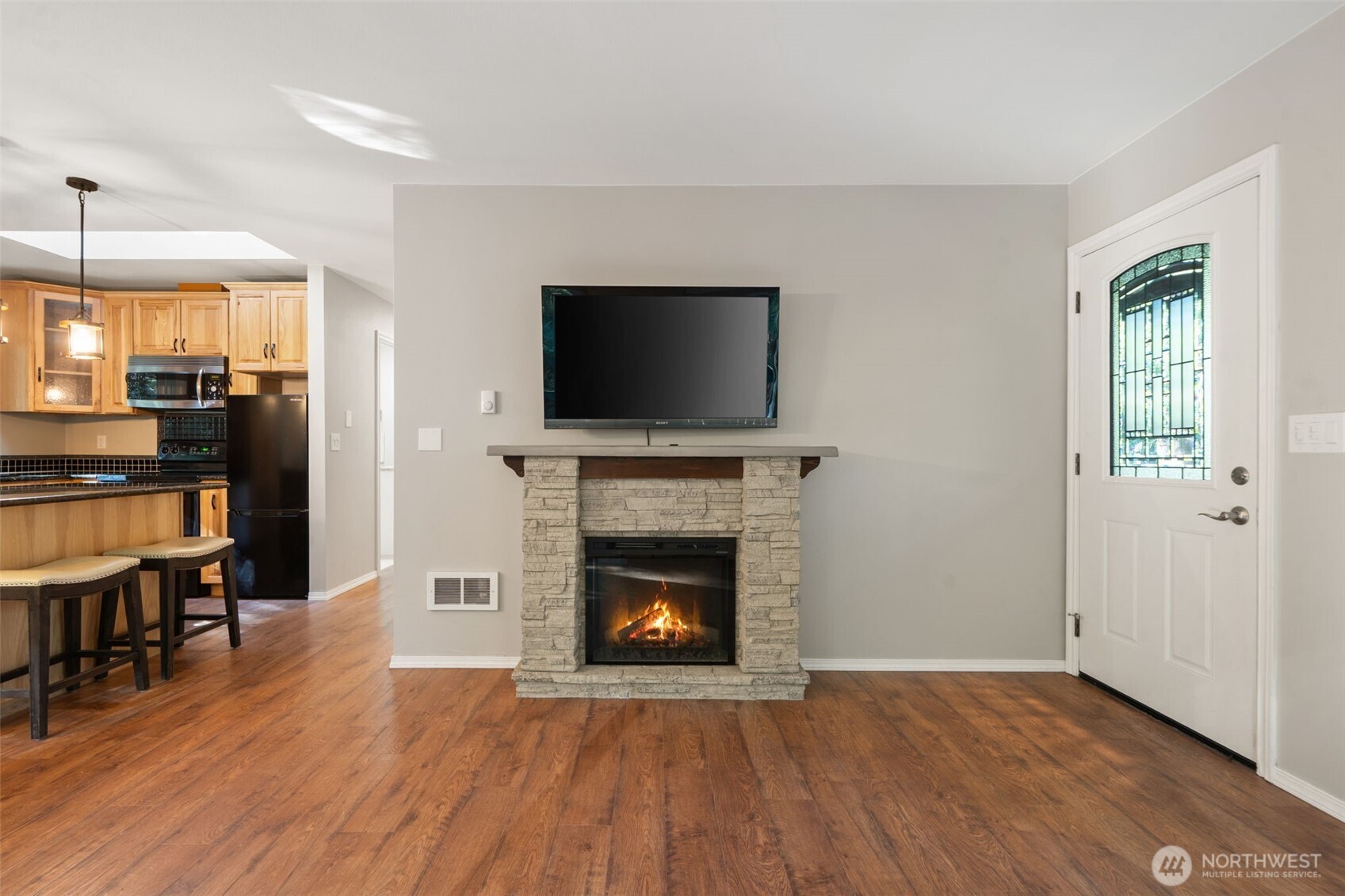 145 E Barnacle Boulevard , Shelton, WA 98584