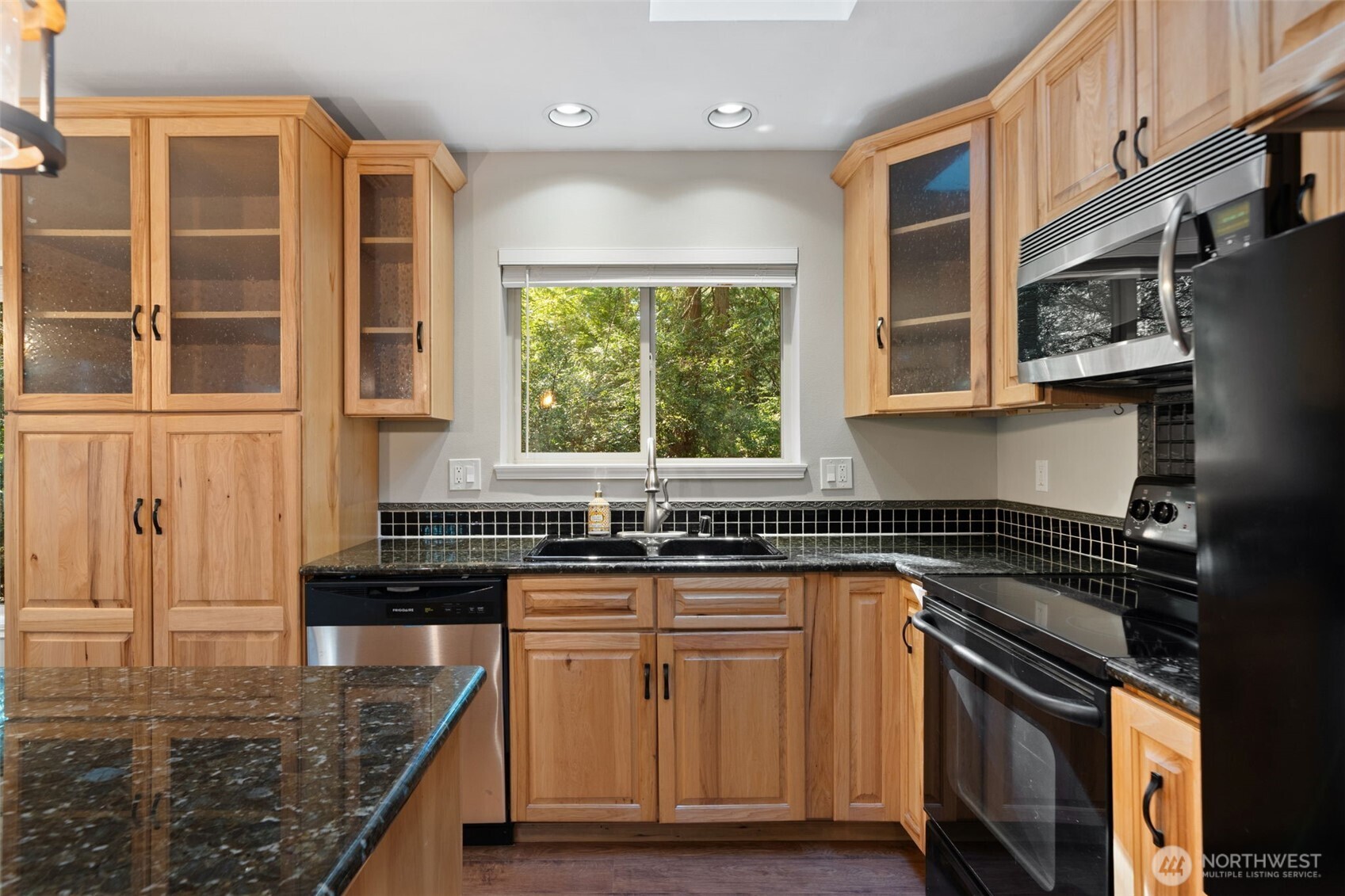 145 E Barnacle Boulevard , Shelton, WA 98584