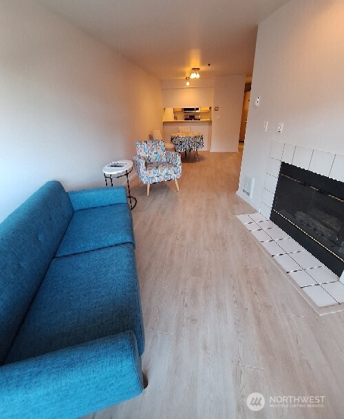 530 Melrose Avenue E #705, Seattle, WA 98102