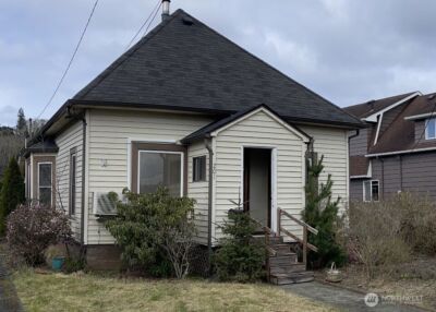 201 Emerson Avenue , Hoquiam, WA 98550