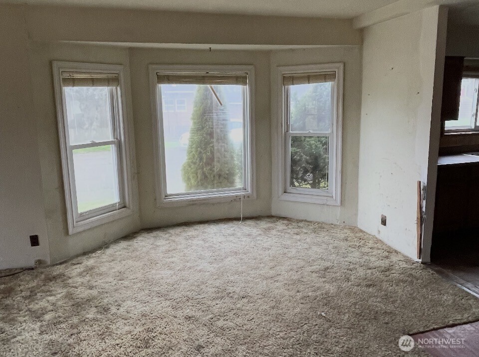 201 Emerson Avenue , Hoquiam, WA 98550