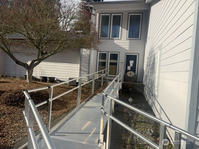 2417 Greenhaven Place NW, Bremerton, WA 98312-1776