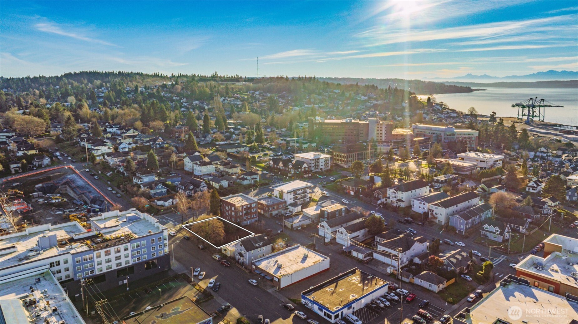 3024 Grand Avenue , Everett, WA 98201