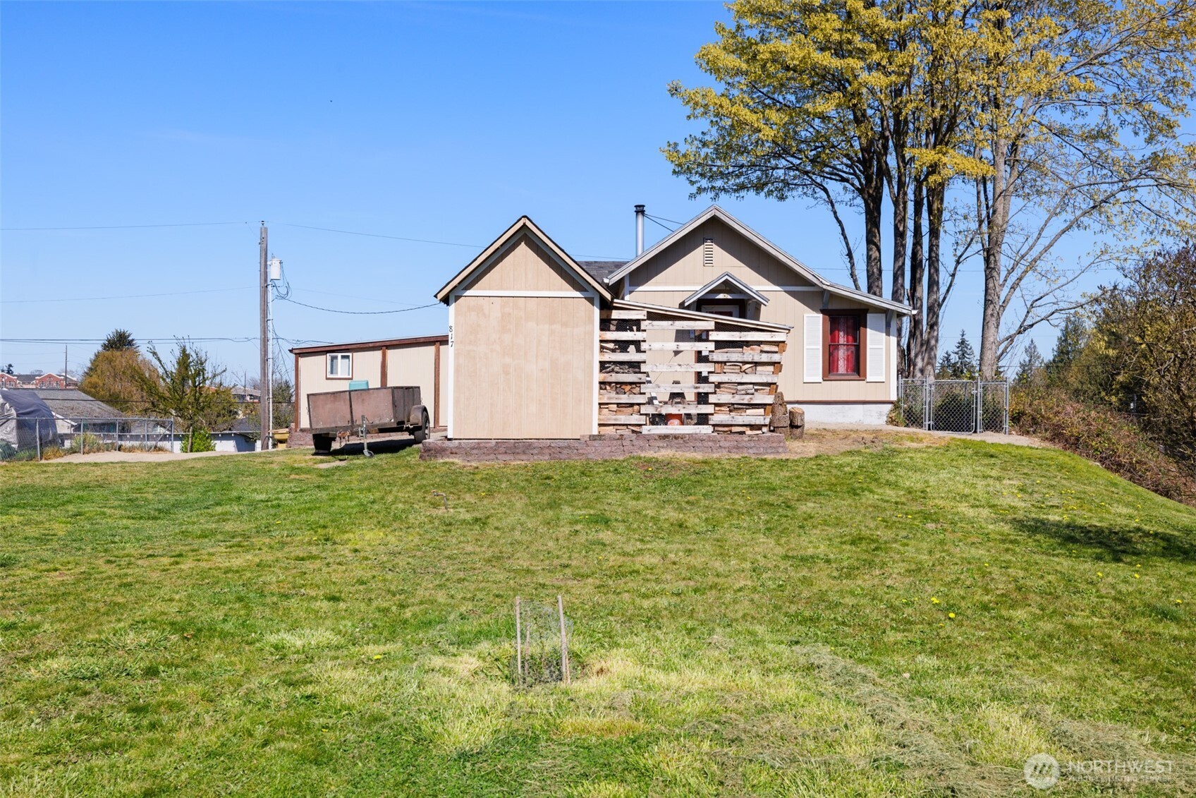 817 W 13th Street , Port Angeles, WA 98363