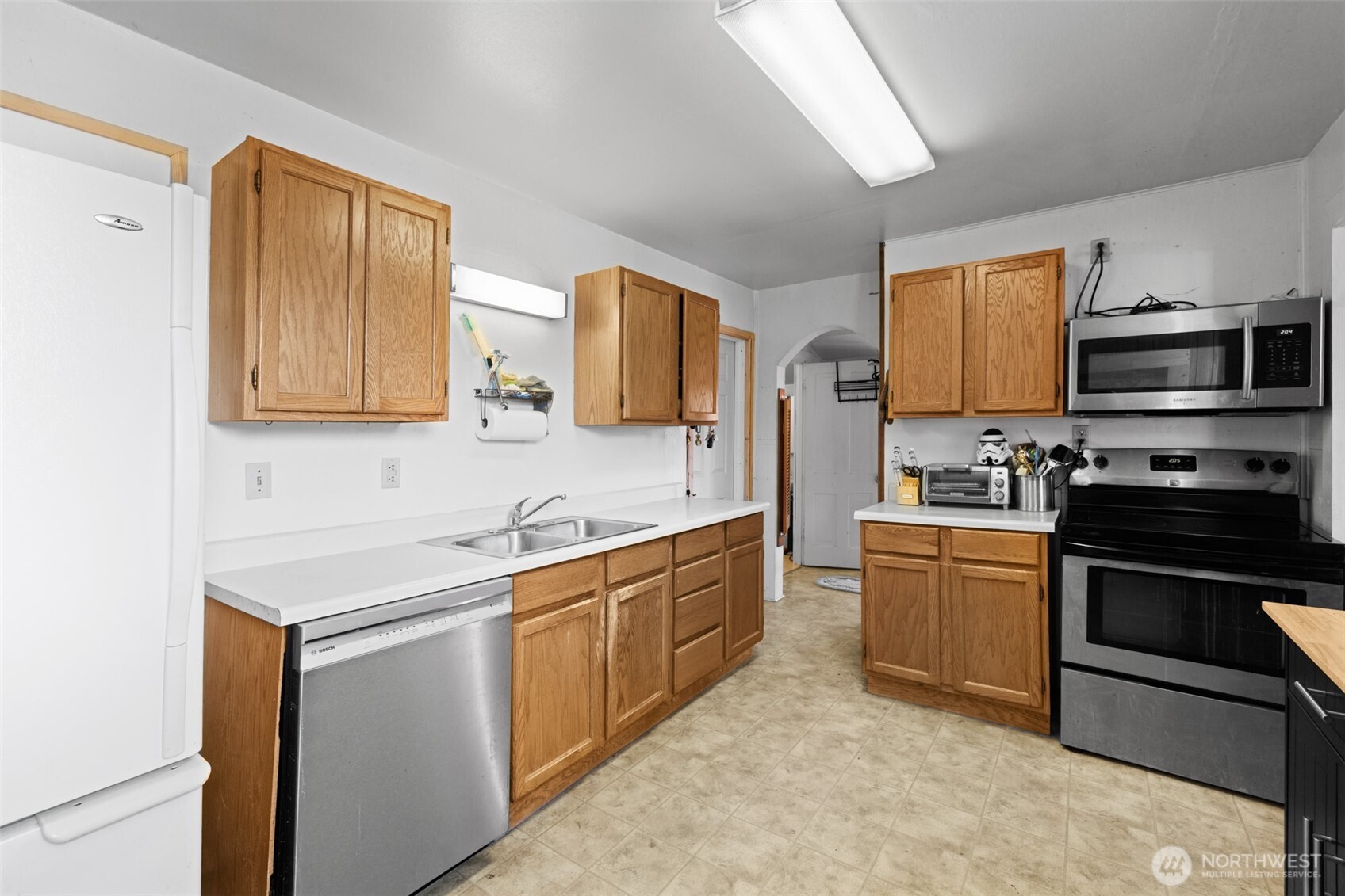 817 W 13th Street , Port Angeles, WA 98363