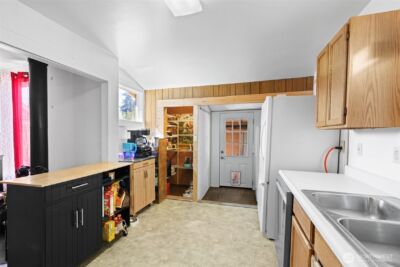 817 W 13th Street , Port Angeles, WA 98363 - Photo 10