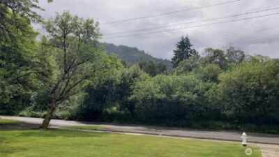 11 xx 6th Avenue SE, Issaquah, WA 98027 - Photo 3