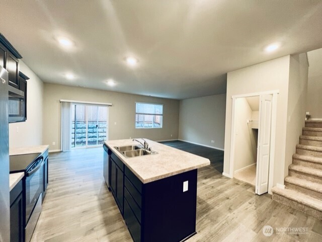 18702 108th Avenue E, Puyallup, WA 98374