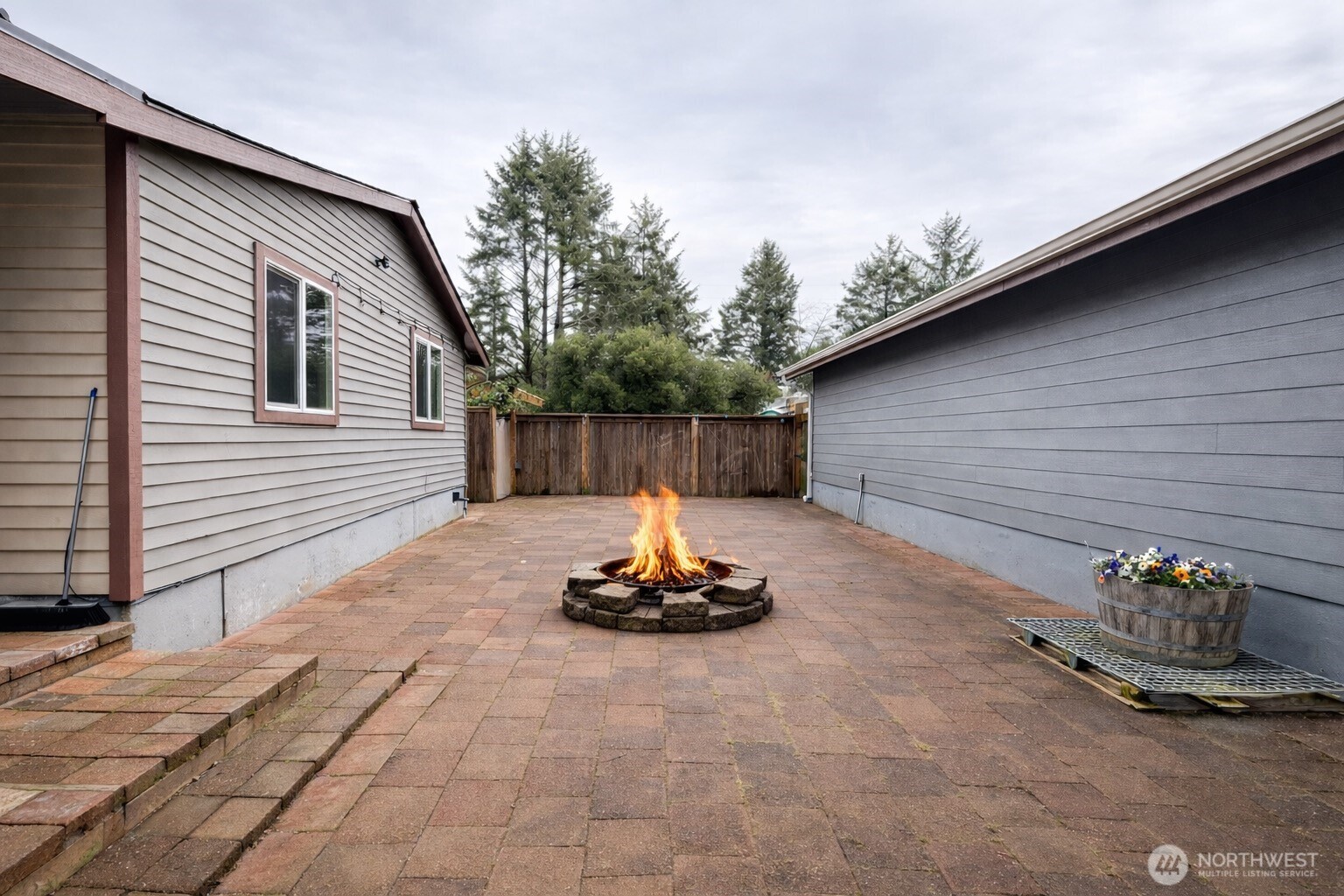 329 Sextans Avenue SW, Ocean Shores, WA 98569