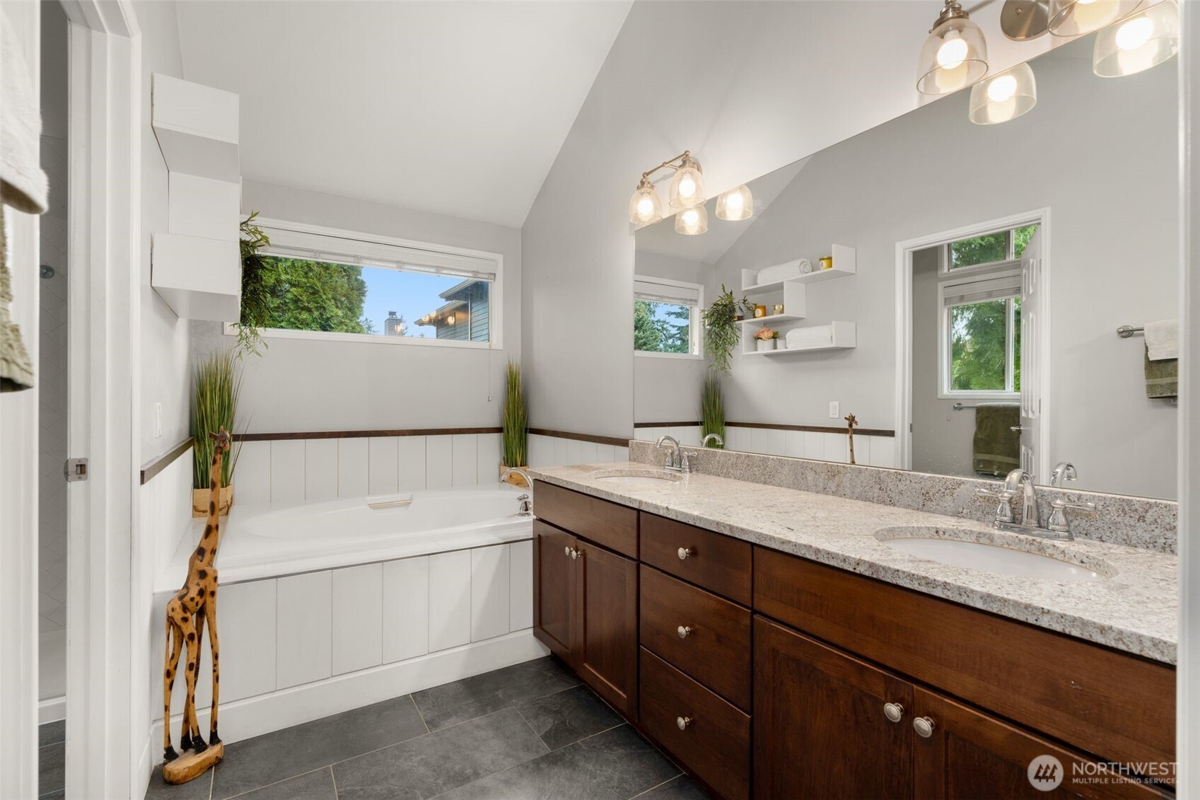 4125 239th Place SE, Sammamish, WA 98029