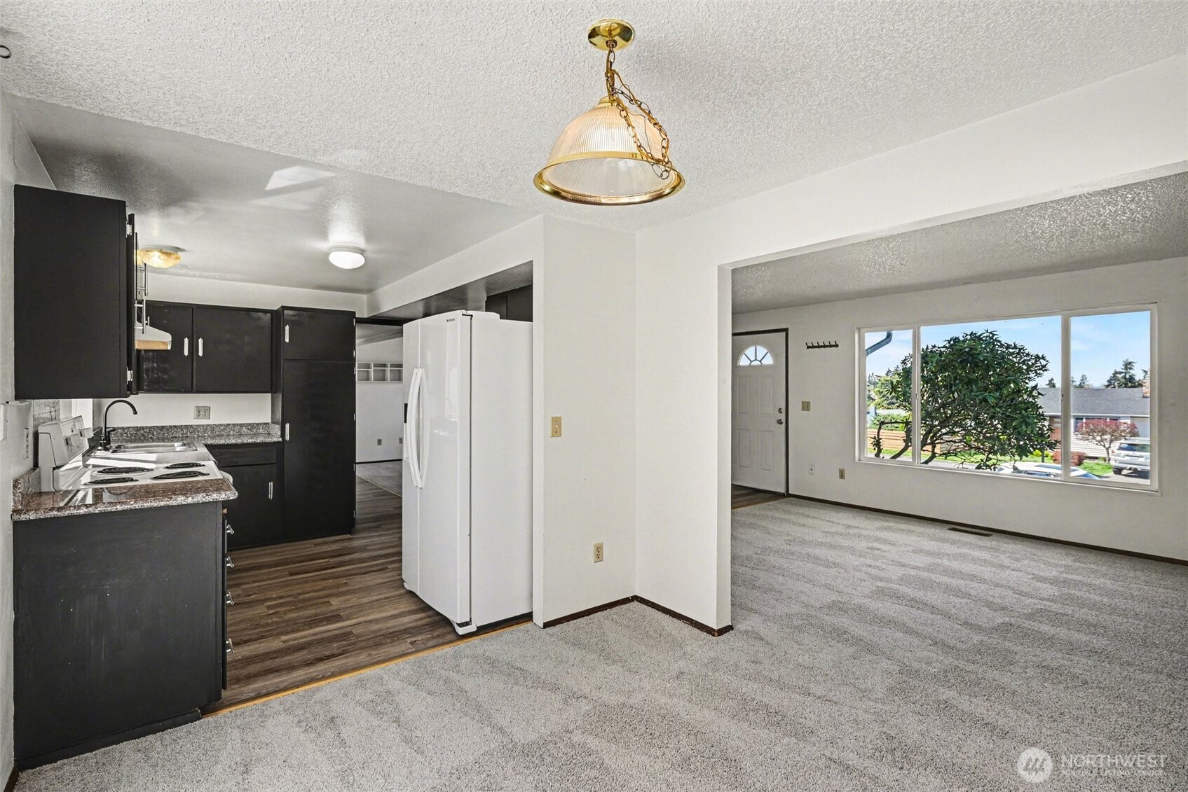 27938 22nd Avenue S, Federal Way, WA 98003