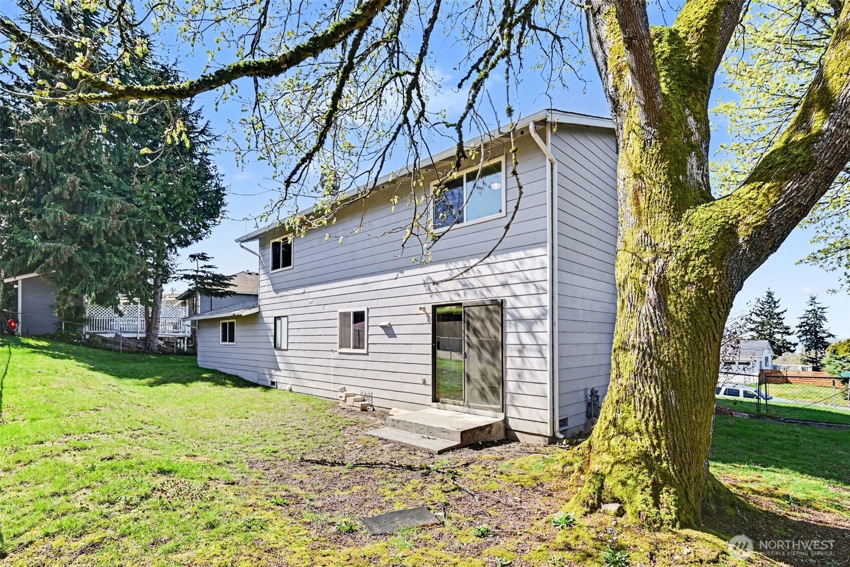 27938 22nd Avenue S, Federal Way, WA 98003