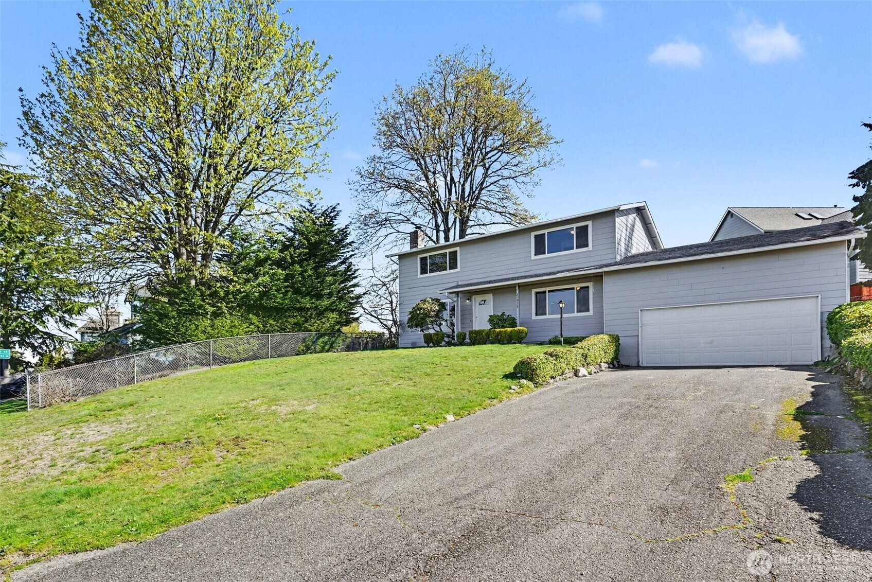 27938 22nd Avenue S, Federal Way, WA 98003