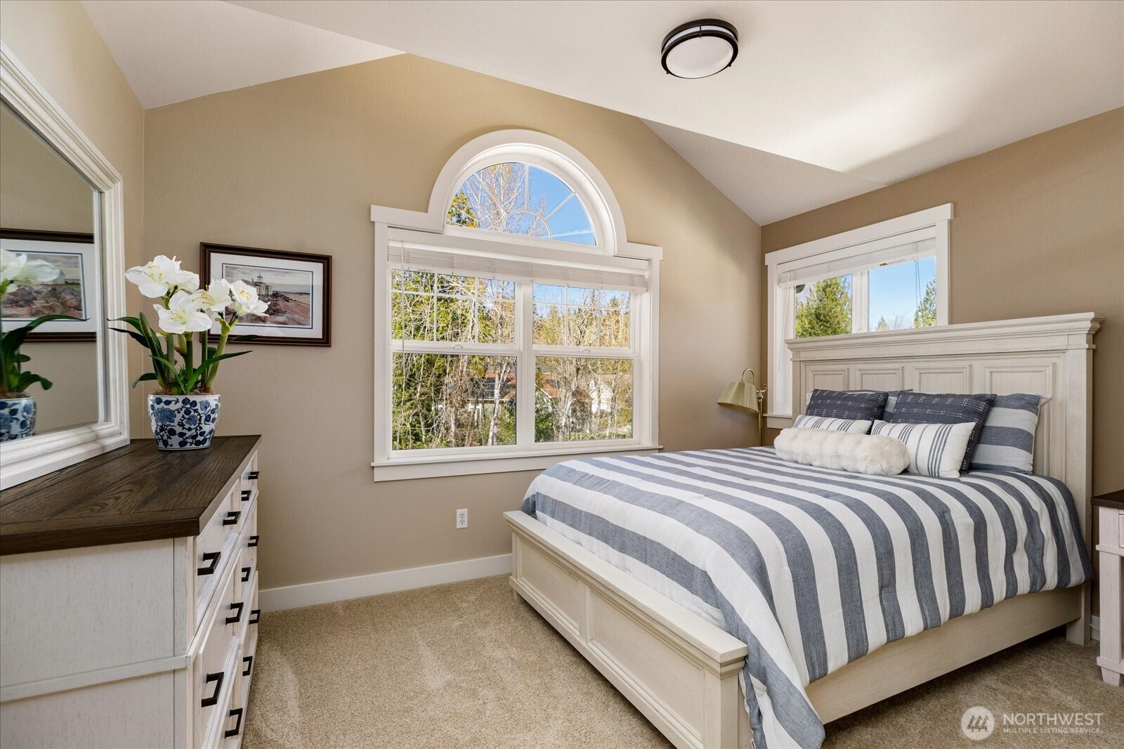 4720 Parkview Lane , Mount Vernon, WA 98274