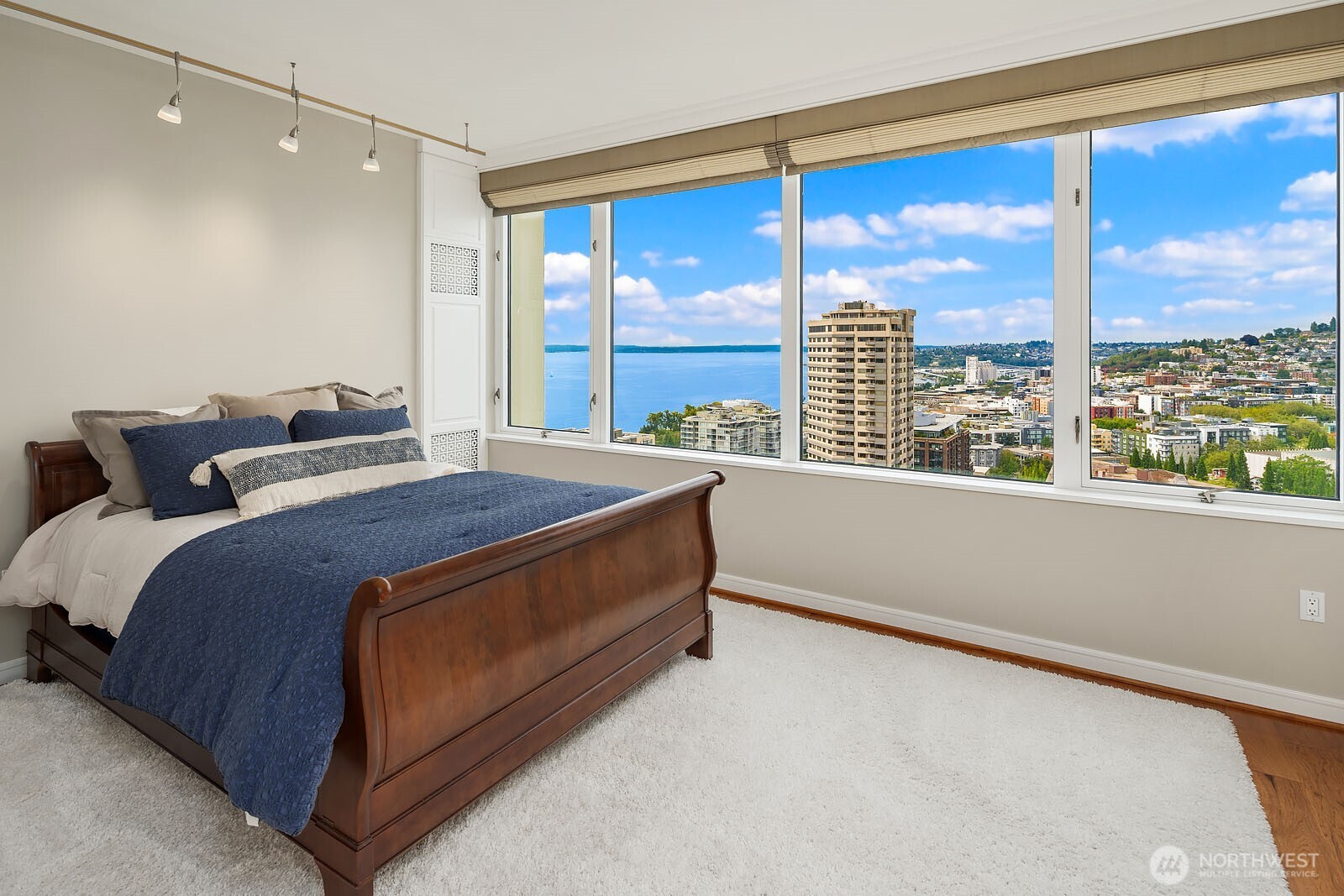 2600 2nd Avenue #2501, Seattle, WA 98121