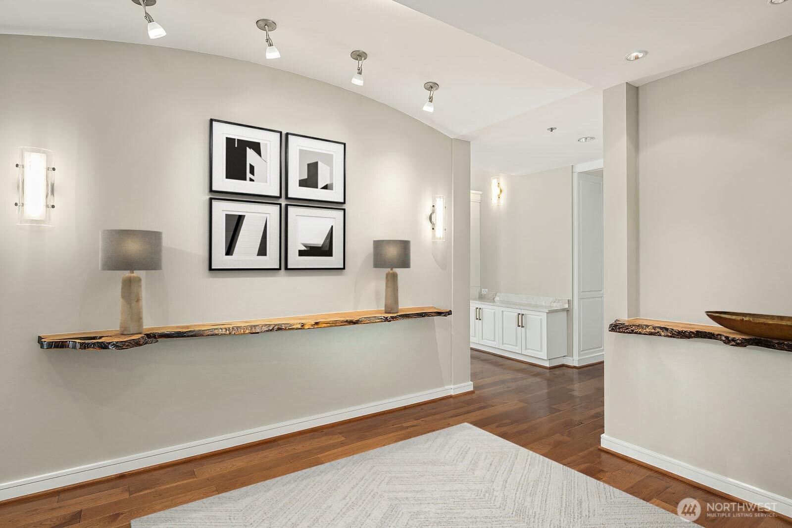 2600 2nd Avenue #2501, Seattle, WA 98121