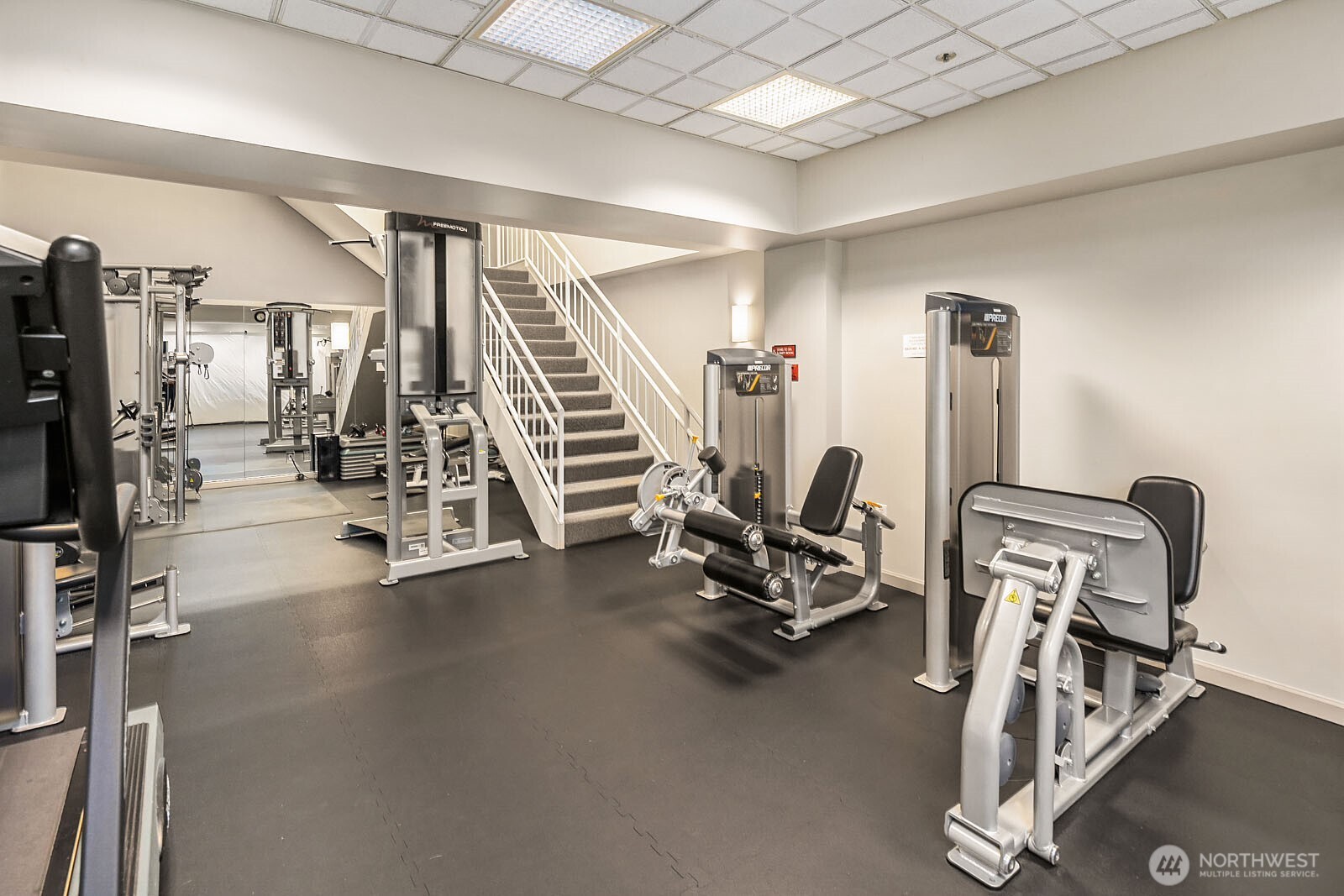2600 2nd Avenue #2501, Seattle, WA 98121