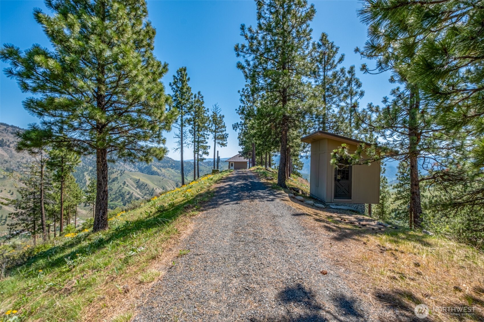 1021 Chicken Farm Lane , Cashmere, WA 98815