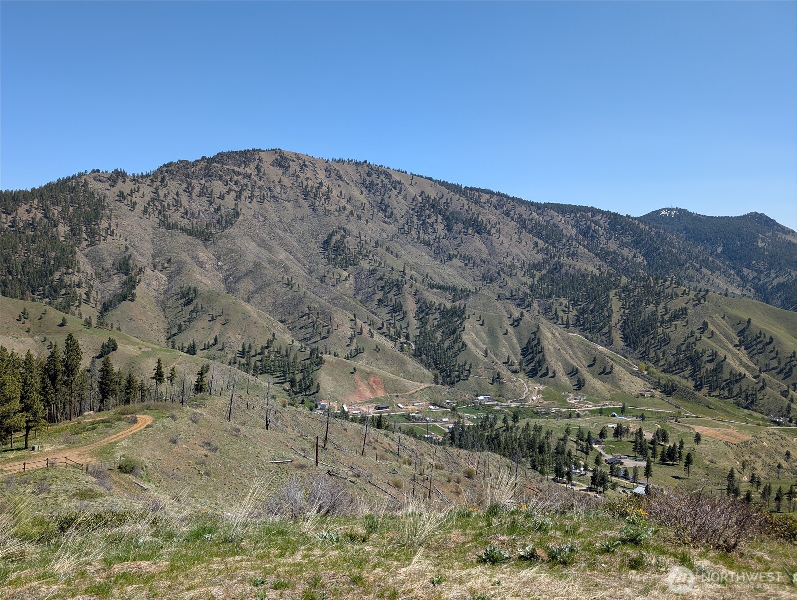 1021 Chicken Farm Lane , Cashmere, WA 98815