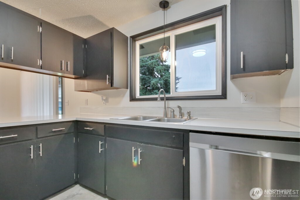 3201 - 3203 Laurel Lane , Centralia, WA 98531