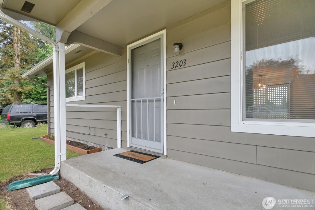 3201 - 3203 Laurel Lane , Centralia, WA 98531