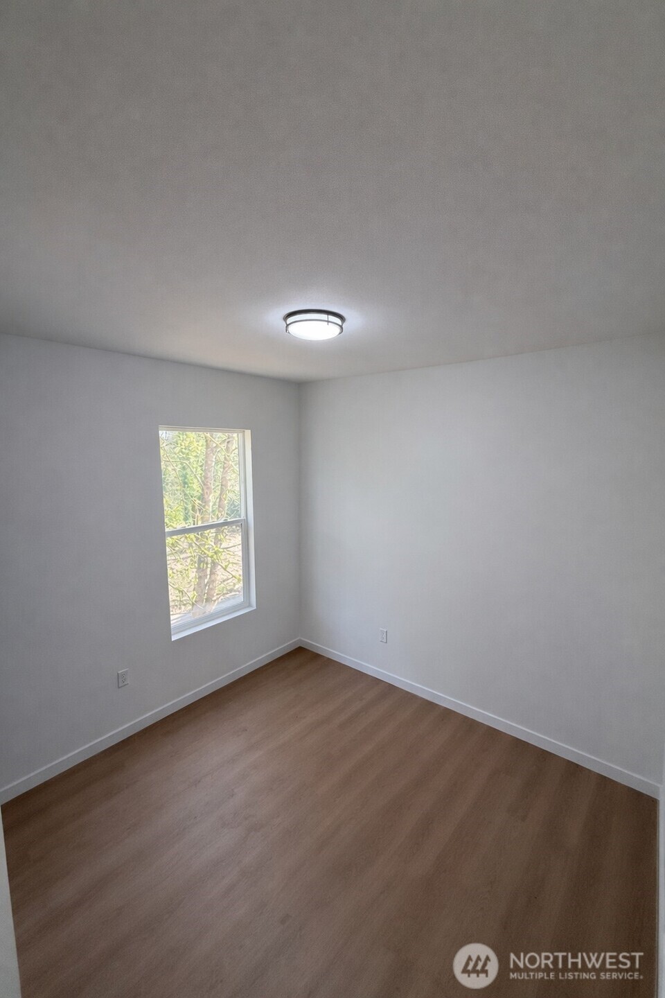 7537 S Dillard Avenue , Concrete, WA 98237