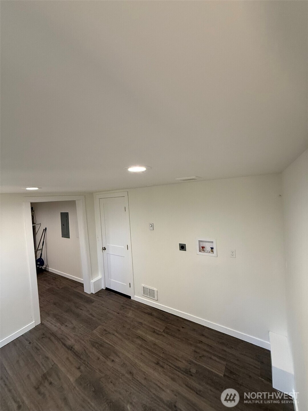 7537 S Dillard Avenue , Concrete, WA 98237