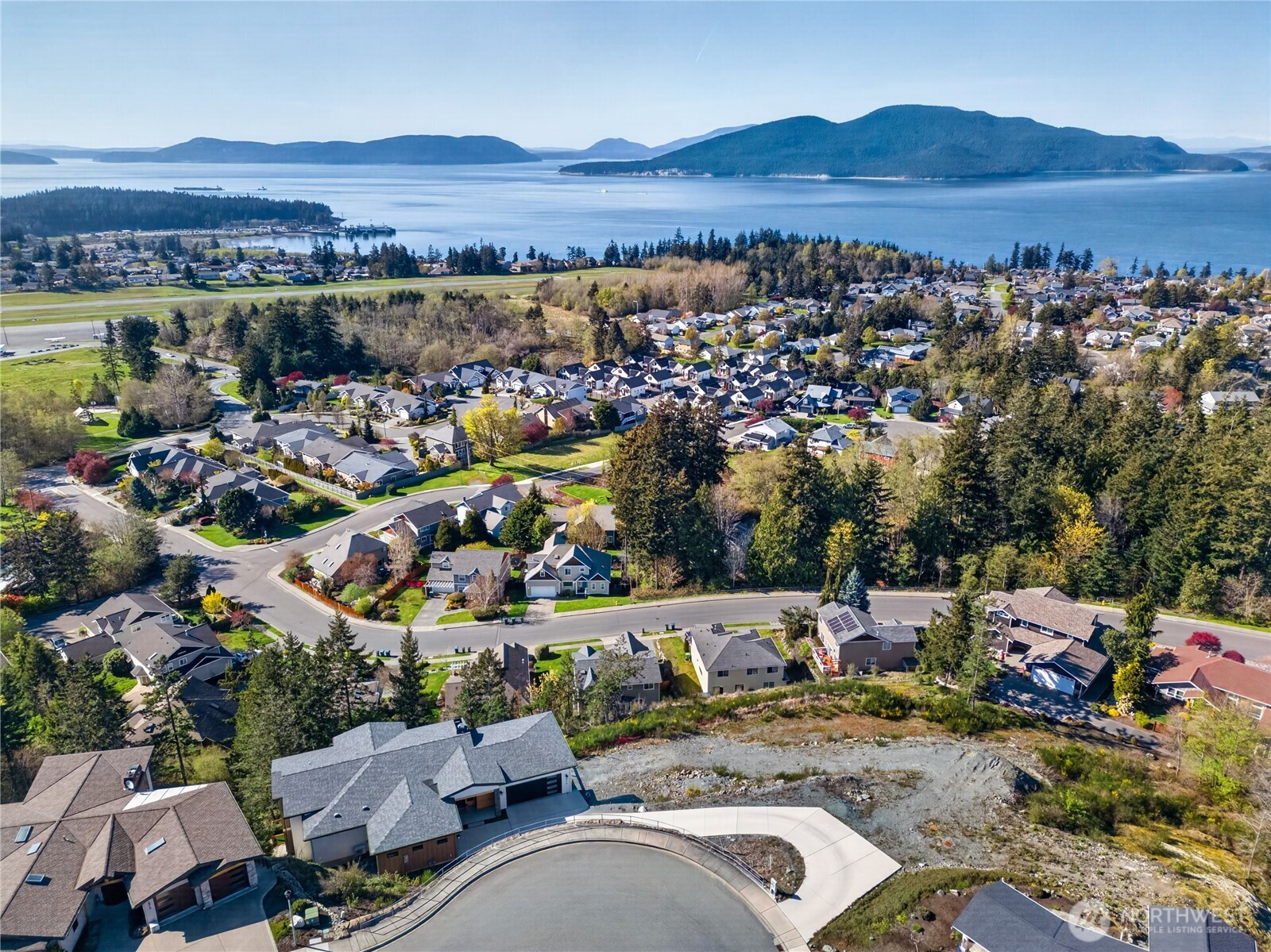 2311 Antone Way , Anacortes, WA 98221-1285