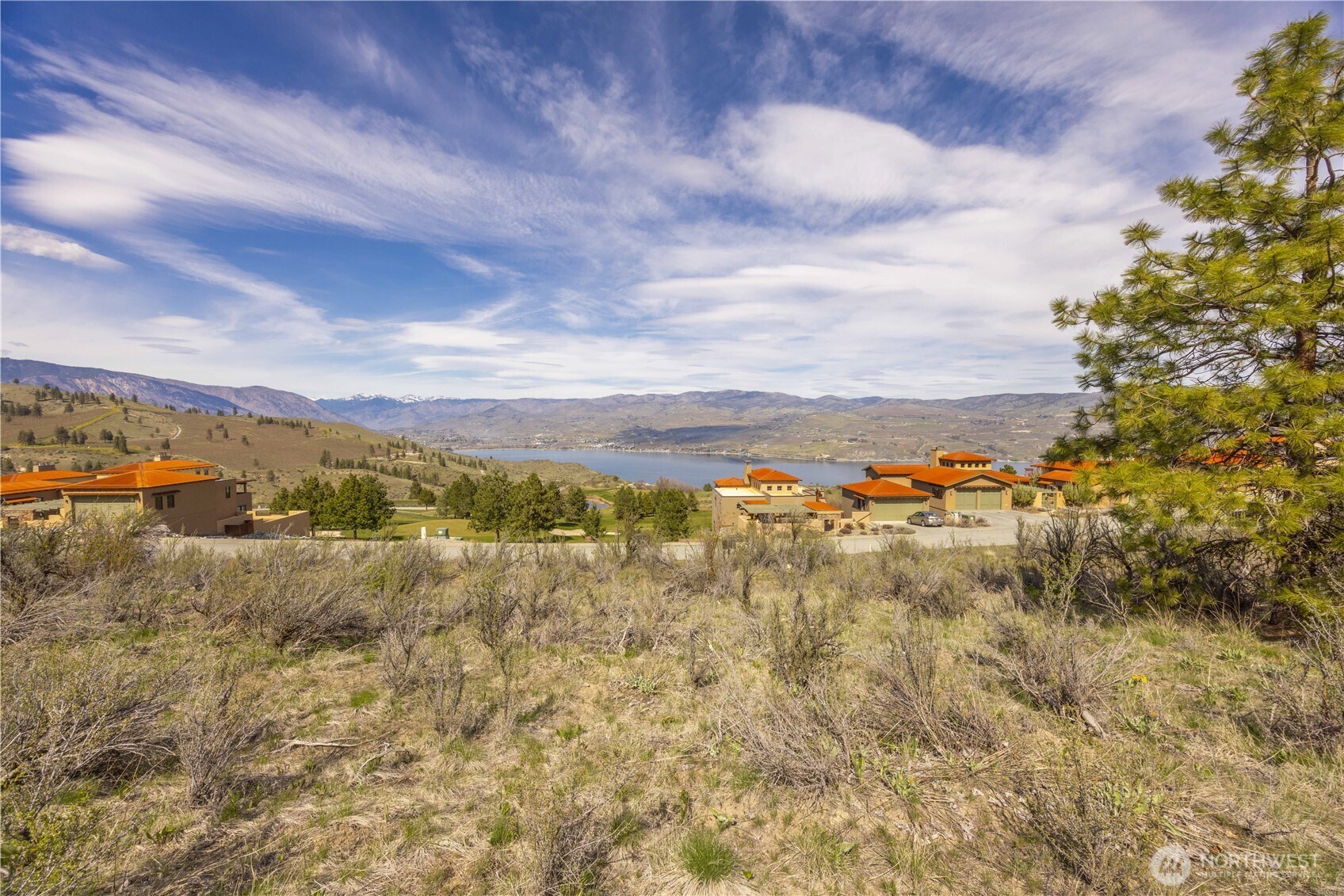 221 Bandera Way , Chelan, WA 98816