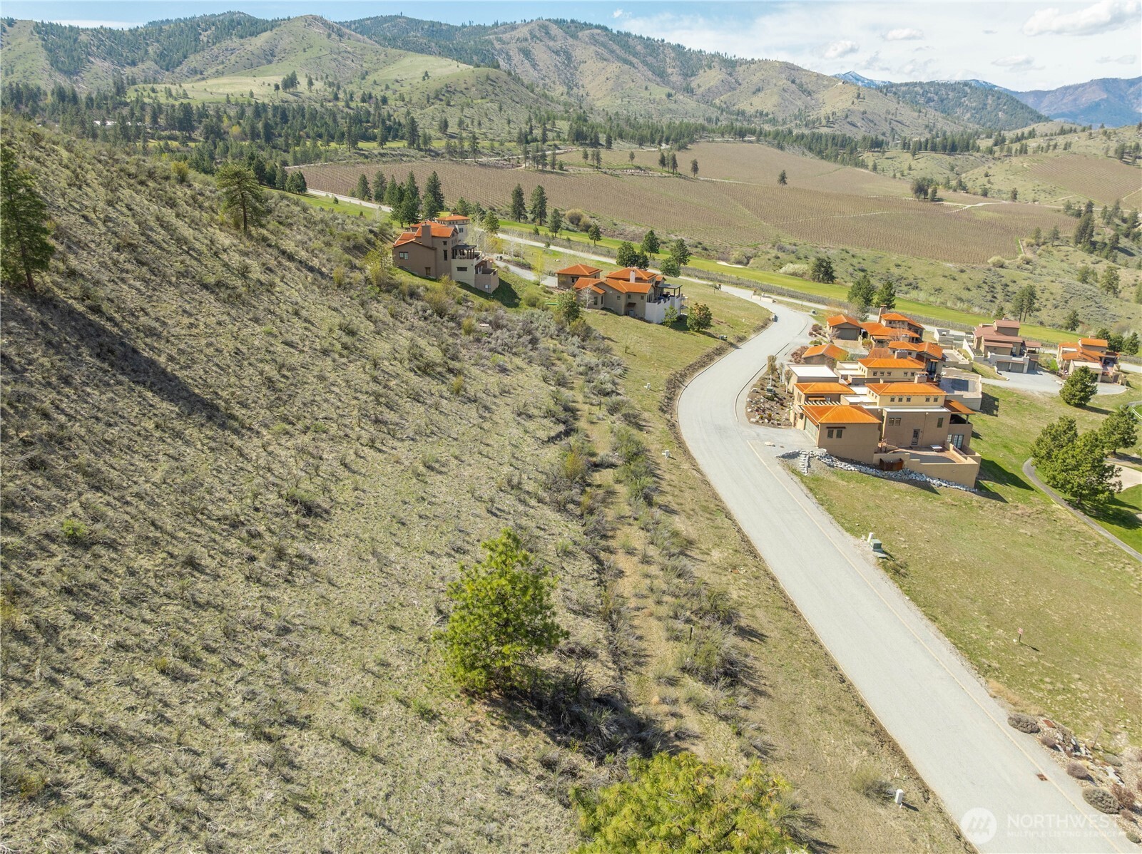 221 Bandera Way , Chelan, WA 98816