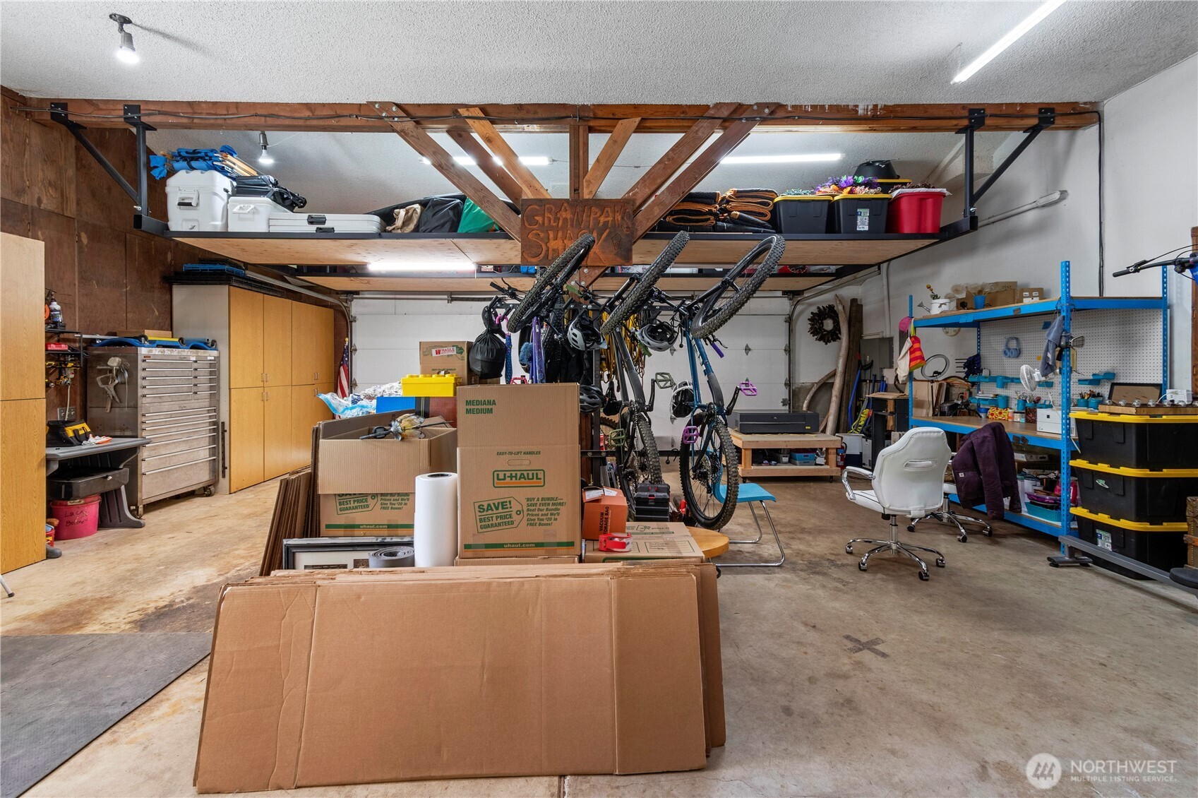 201 Englert , Woodland, WA 98674