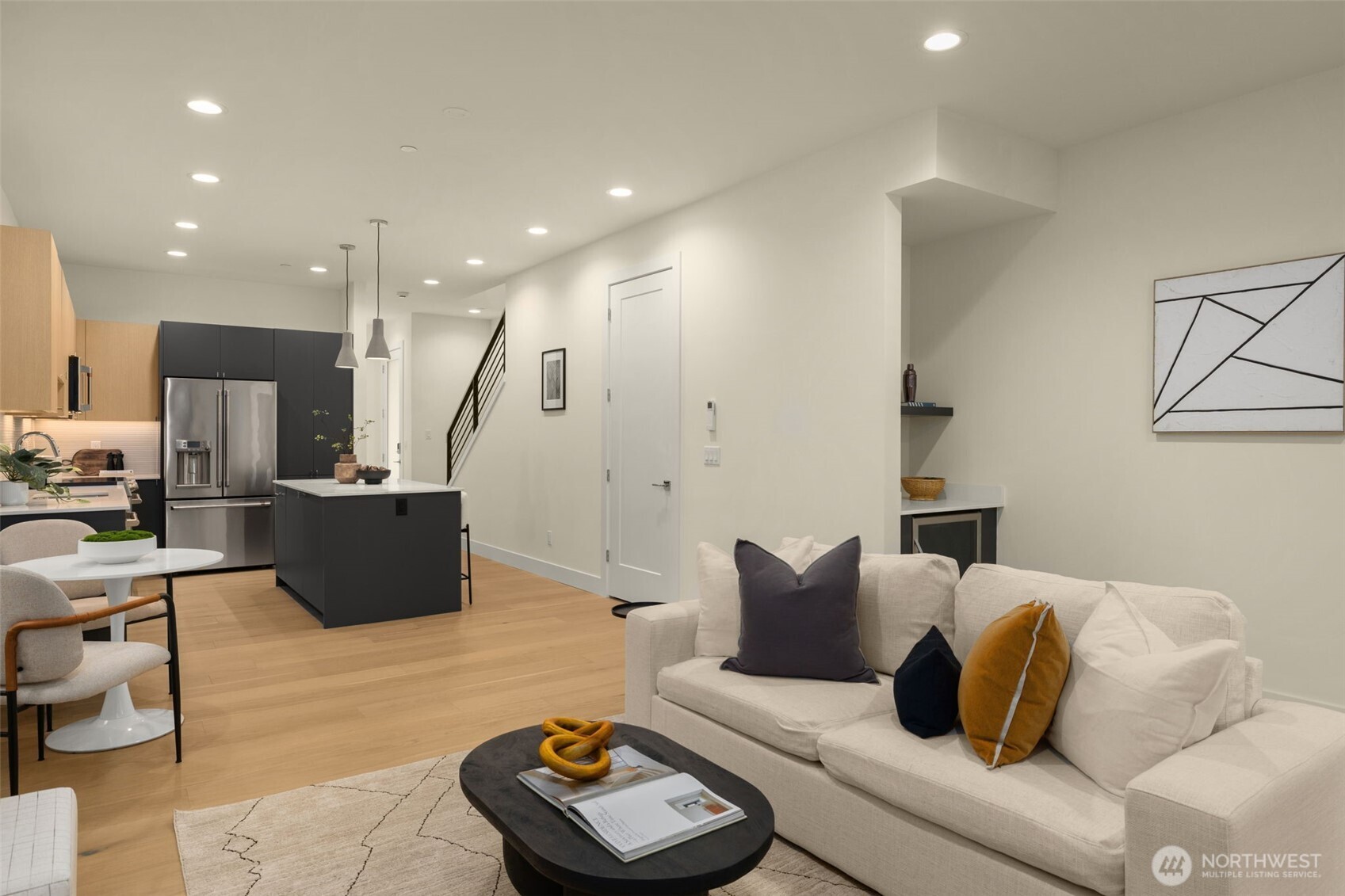 12710 NE 72nd Street , Kirkland, WA 98033