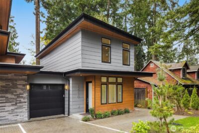 12710 NE 72nd Street , Kirkland, WA 98033 - Photo 2