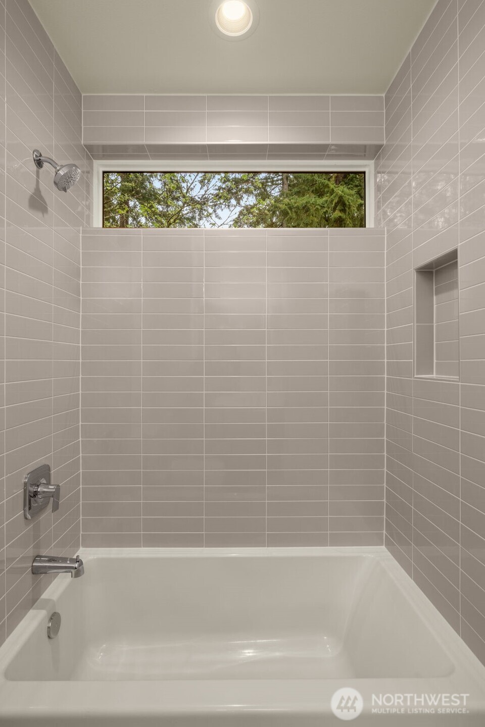 12710 NE 72nd Street , Kirkland, WA 98033