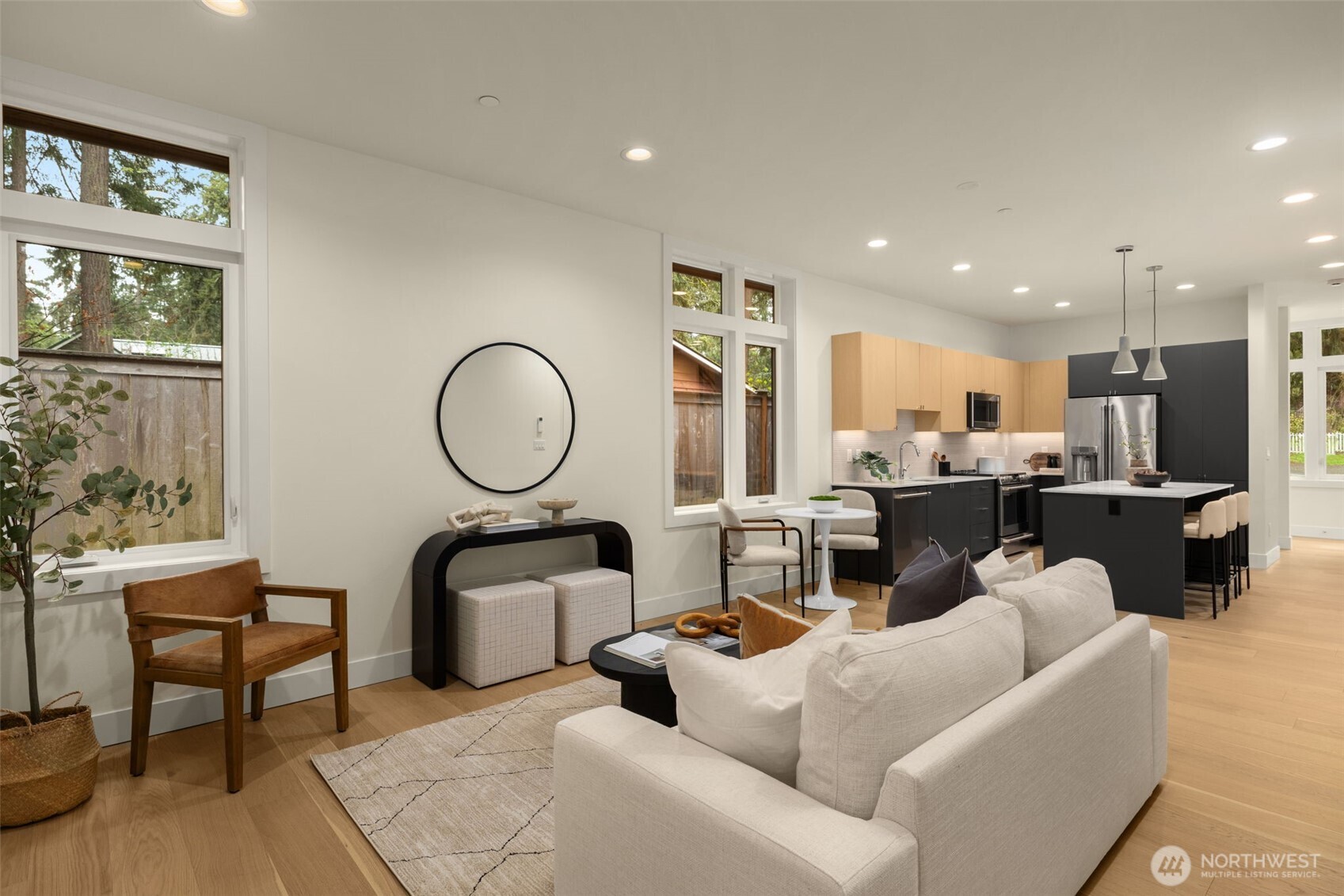 12710 NE 72nd Street , Kirkland, WA 98033