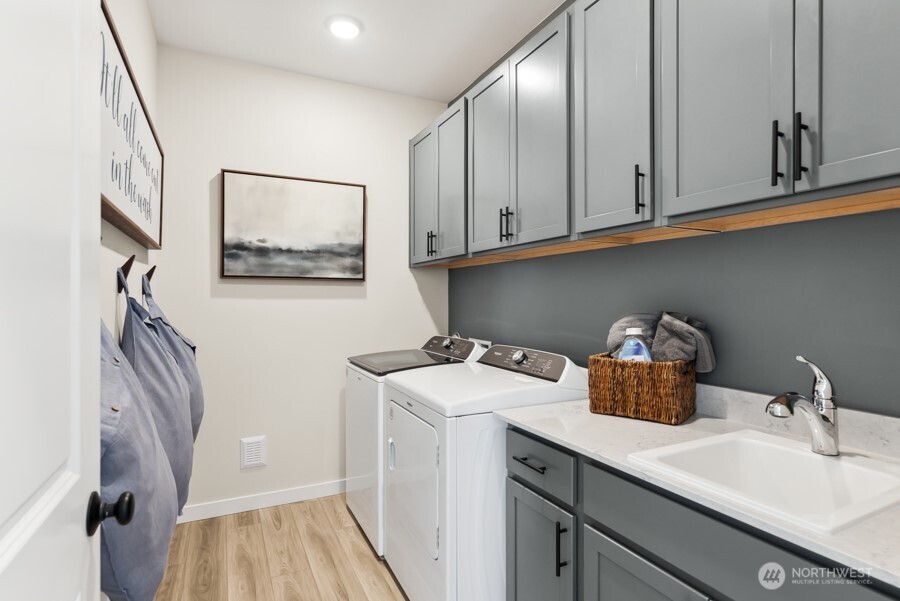 4261 Aberdeen Way NE, Renton, WA 98056