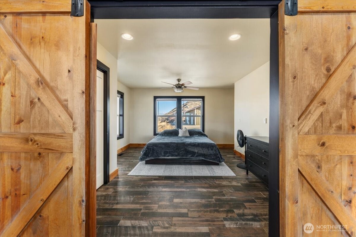 420 Plata Road , Brewster, WA 98812