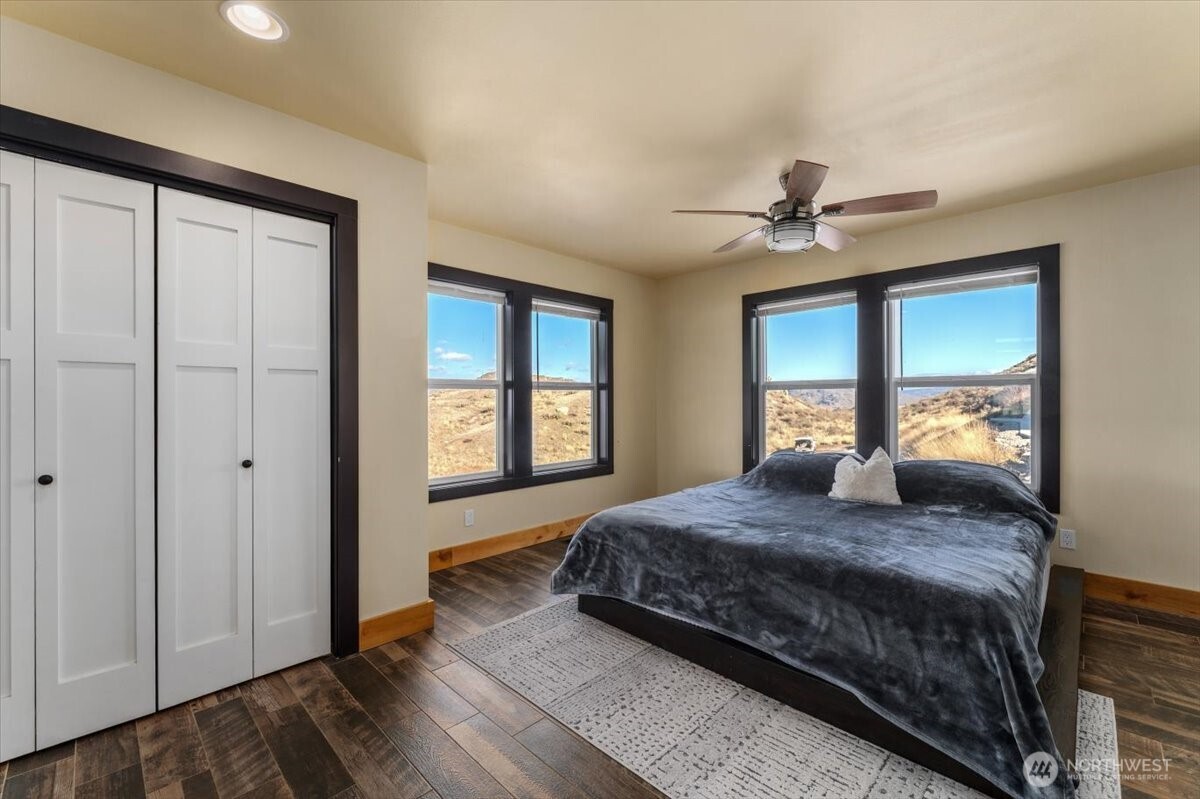 420 Plata Road , Brewster, WA 98812