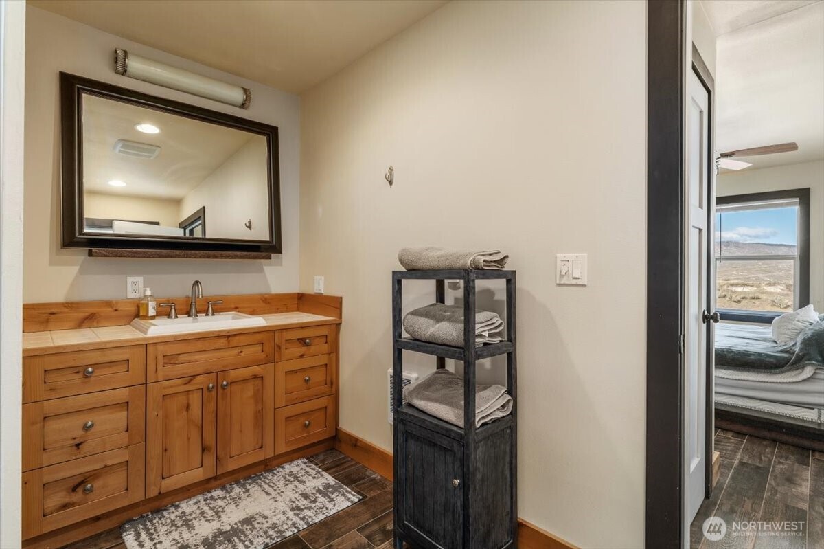 420 Plata Road , Brewster, WA 98812