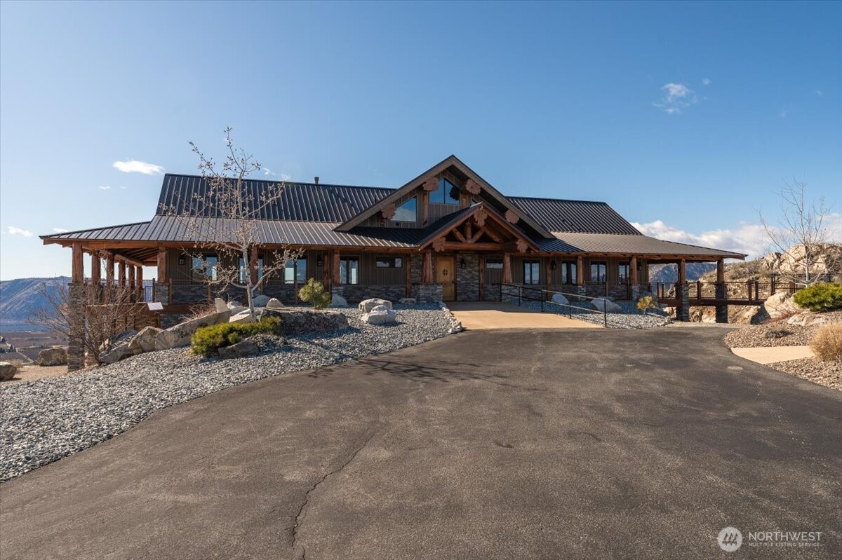 420 Plata Road , Brewster, WA 98812