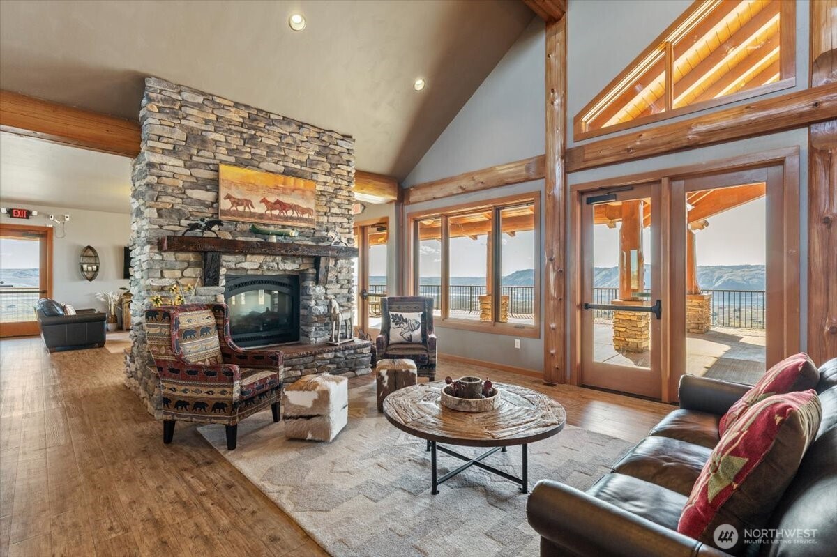420 Plata Road , Brewster, WA 98812
