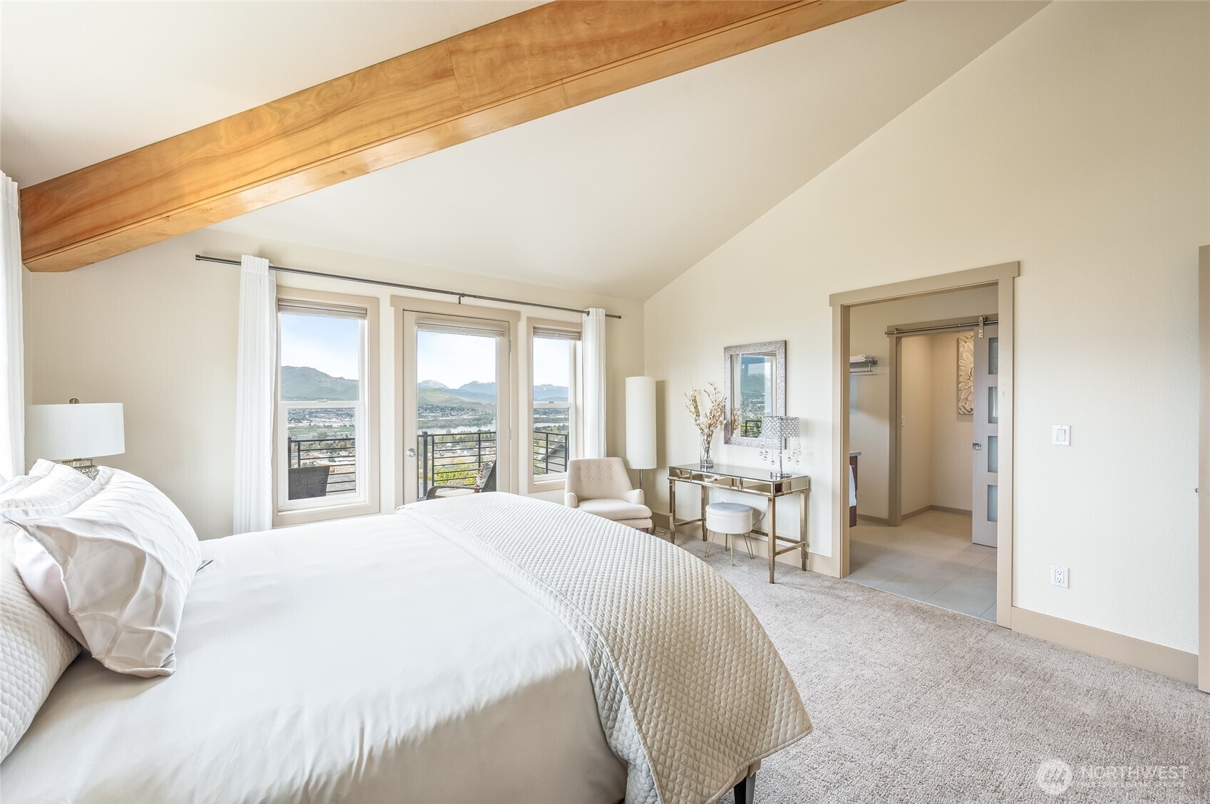 521 23rd Street NE, East Wenatchee, WA 98802